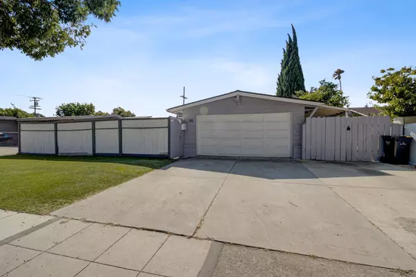 315 Meadowlake Drive, Sunnyvale, CA 94089