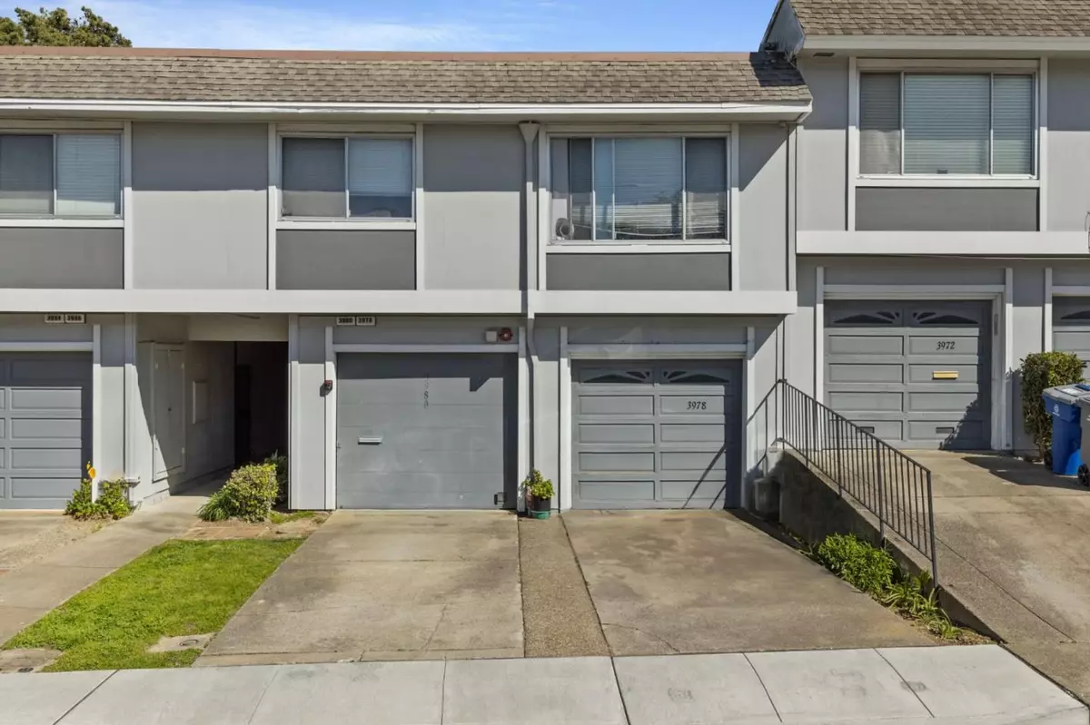 South San Francisco, CA 94080,3978 Geddes Court #89A