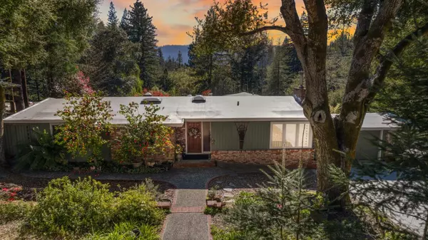 2 Ridgewood Drive, Boulder Creek, CA 95006