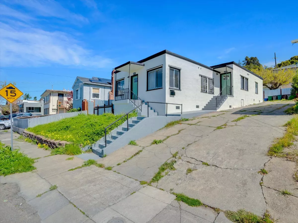 Oakland, CA 94605,7814-7816 Ney Avenue