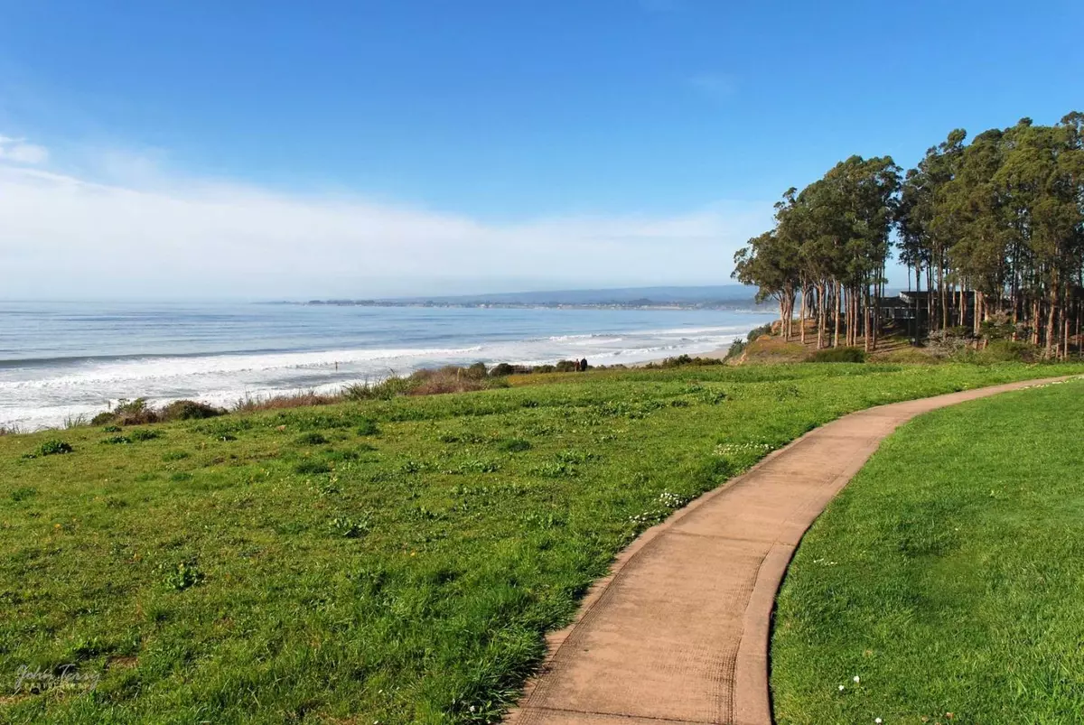 Aptos, CA 95003,416 Racquet Landing