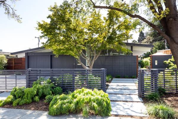 2104 Edgewood Drive, Palo Alto, CA 94303