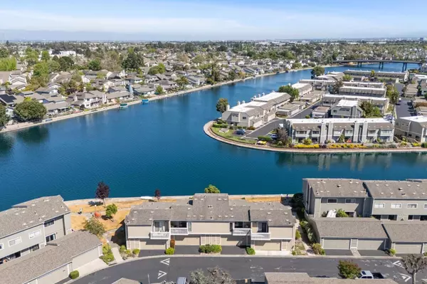 Foster City, CA 94404,809 Juno Lane