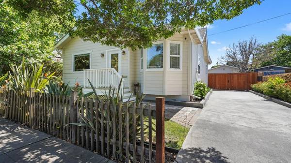 938 Fulton Street, Redwood City, CA 94061