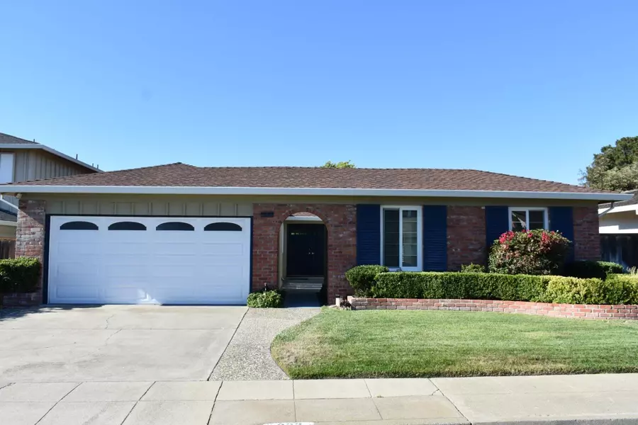 323 Pompano Circle, Foster City, CA 94404