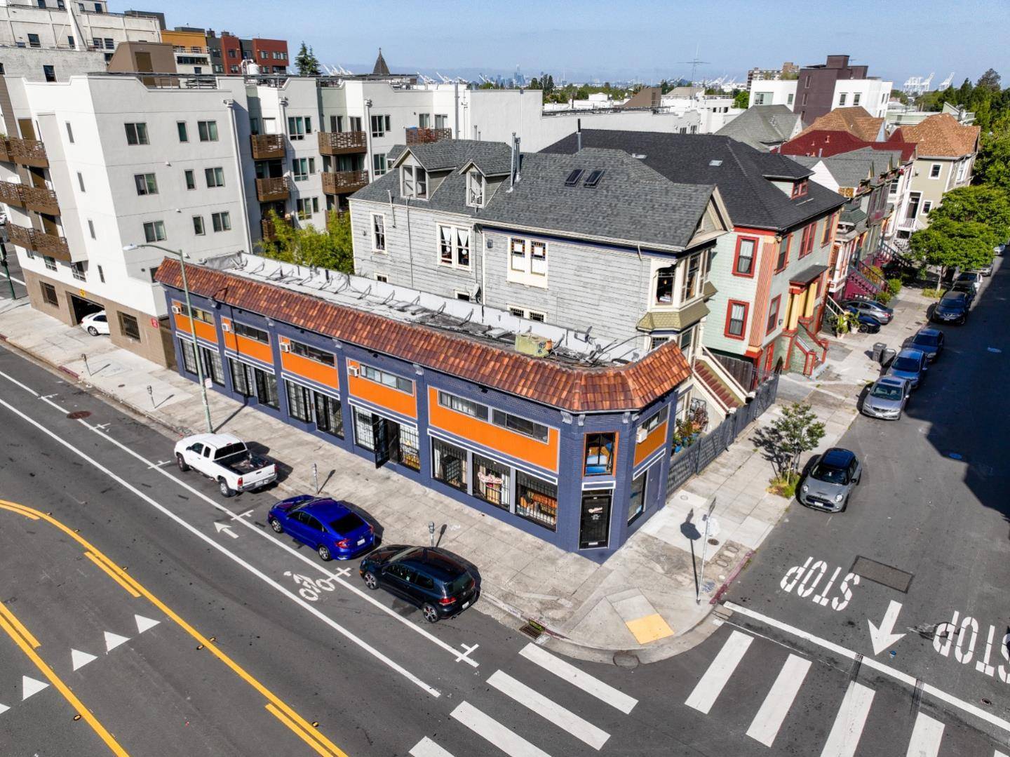 Oakland, CA 94612,1719 Jefferson Street