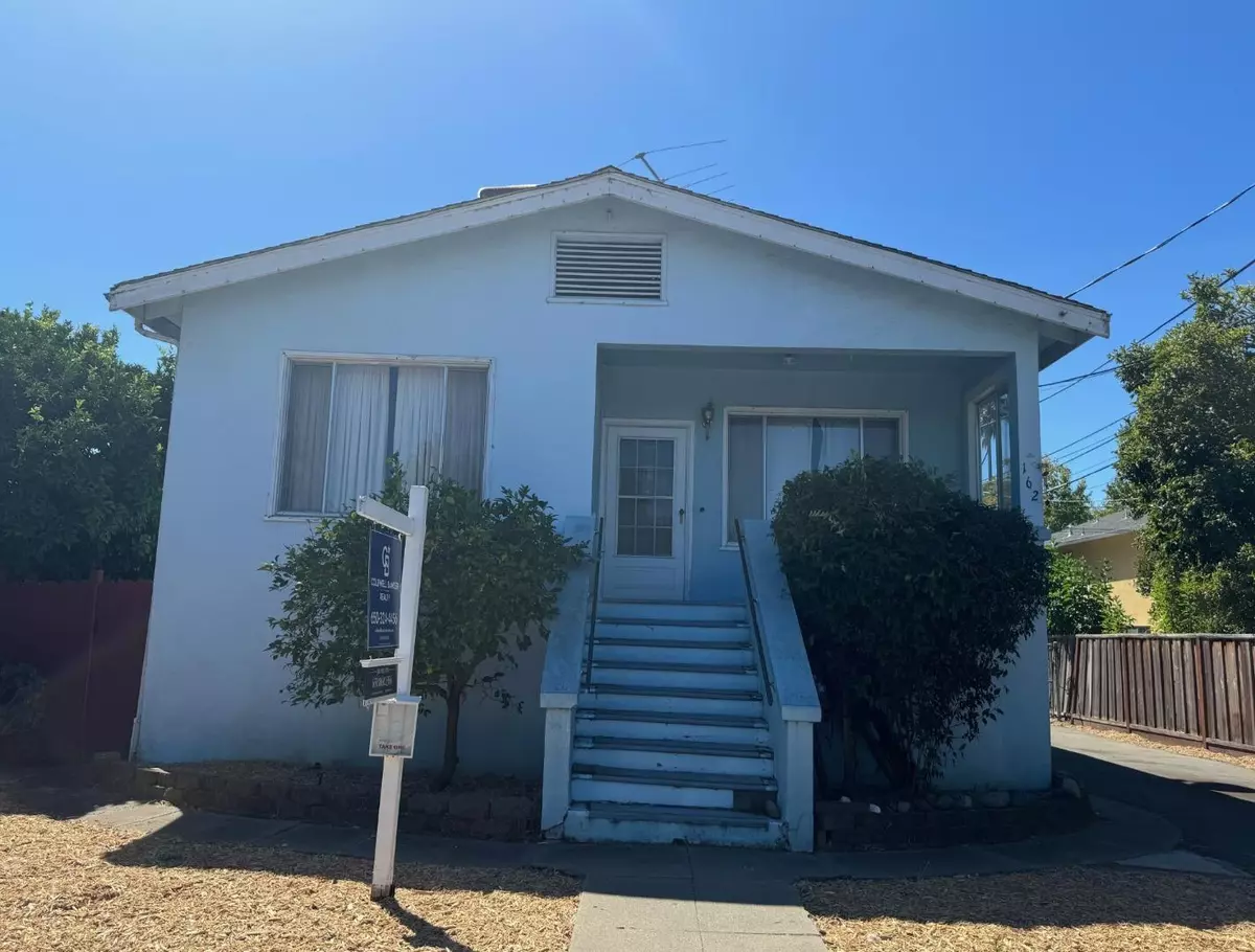 Redwood City, CA 94061,162 Orchard Avenue