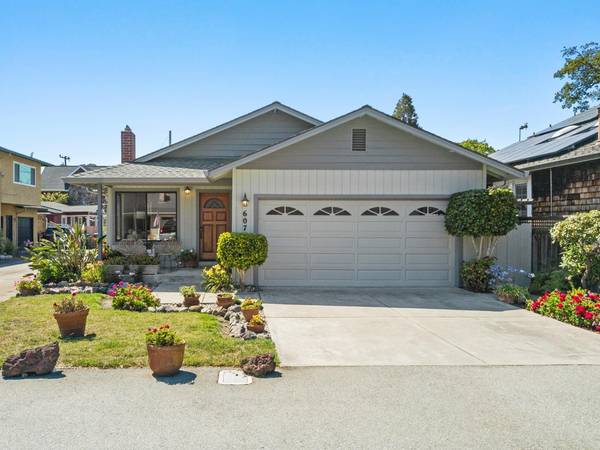 607 Burlingame Avenue, Capitola, CA 95010