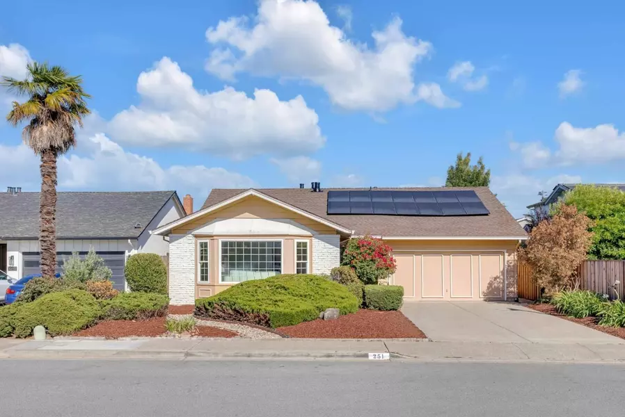 251 Topsail Court, Foster City, CA 94404