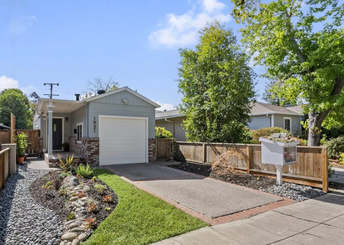 Redwood City, CA 94061,1921 Poplar Avenue