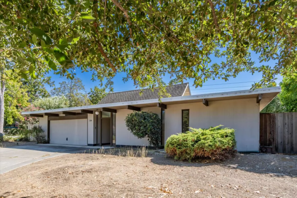 Sunnyvale, CA 94087,824 Brookline Drive