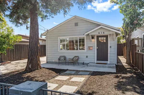 616 Douglas Avenue, Redwood City, CA 94063