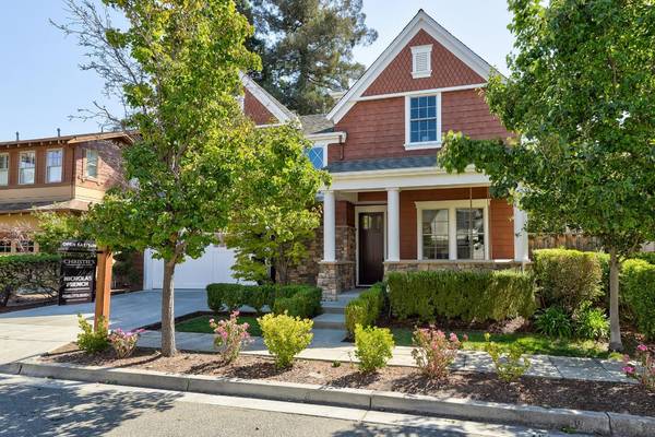 925 Valencia Avenue, Mountain View, CA 94040