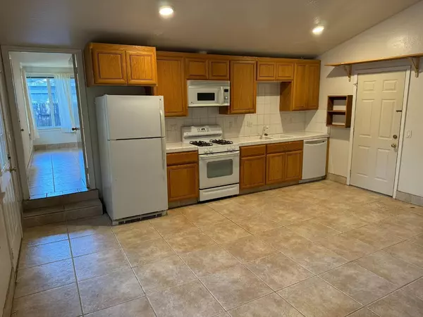 Mountain View, CA 94041,519 Hope #B