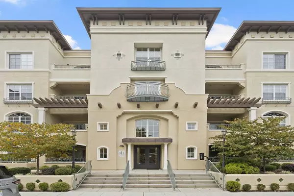 111 Saint Matthews Avenue #302, San Mateo, CA 94401