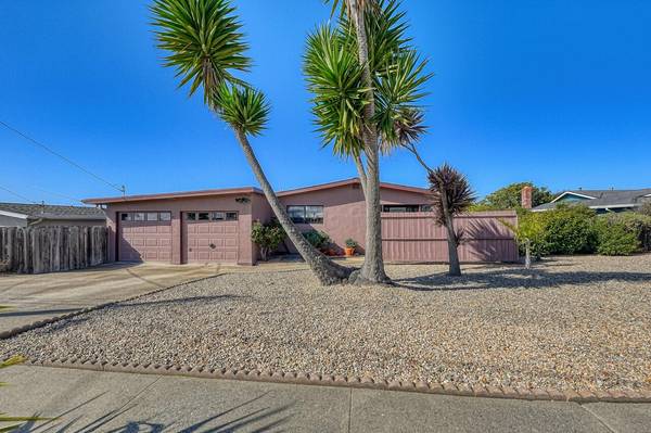 311 Johnson Place, Marina, CA 93933