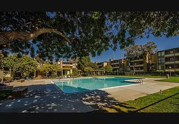 1131 Compass Lane #216, Foster City, CA 94404