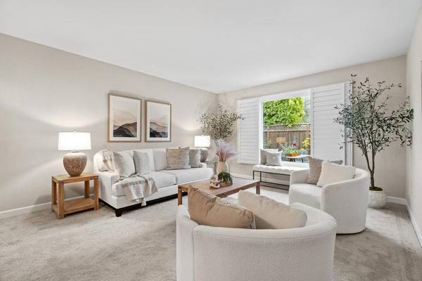 318 Menhaden Court, Foster City, CA 94404