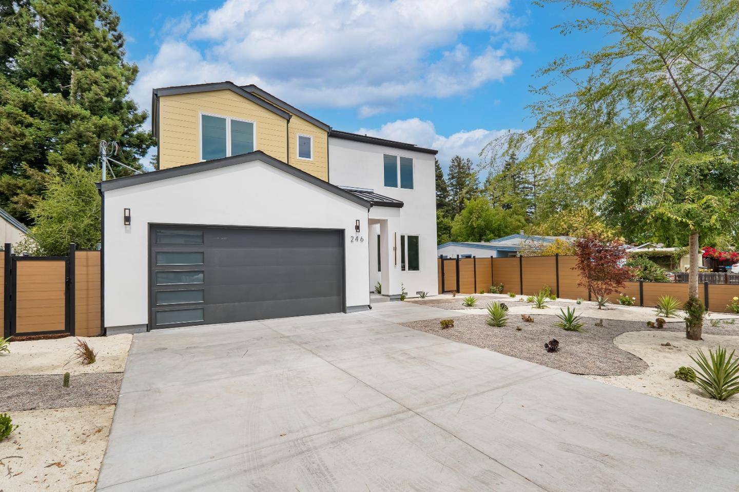 Mountain View, CA 94043,246 Farley Street