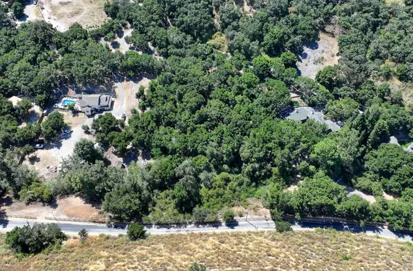 Salinas, CA 93908,27765 Mesa Del Toro Road