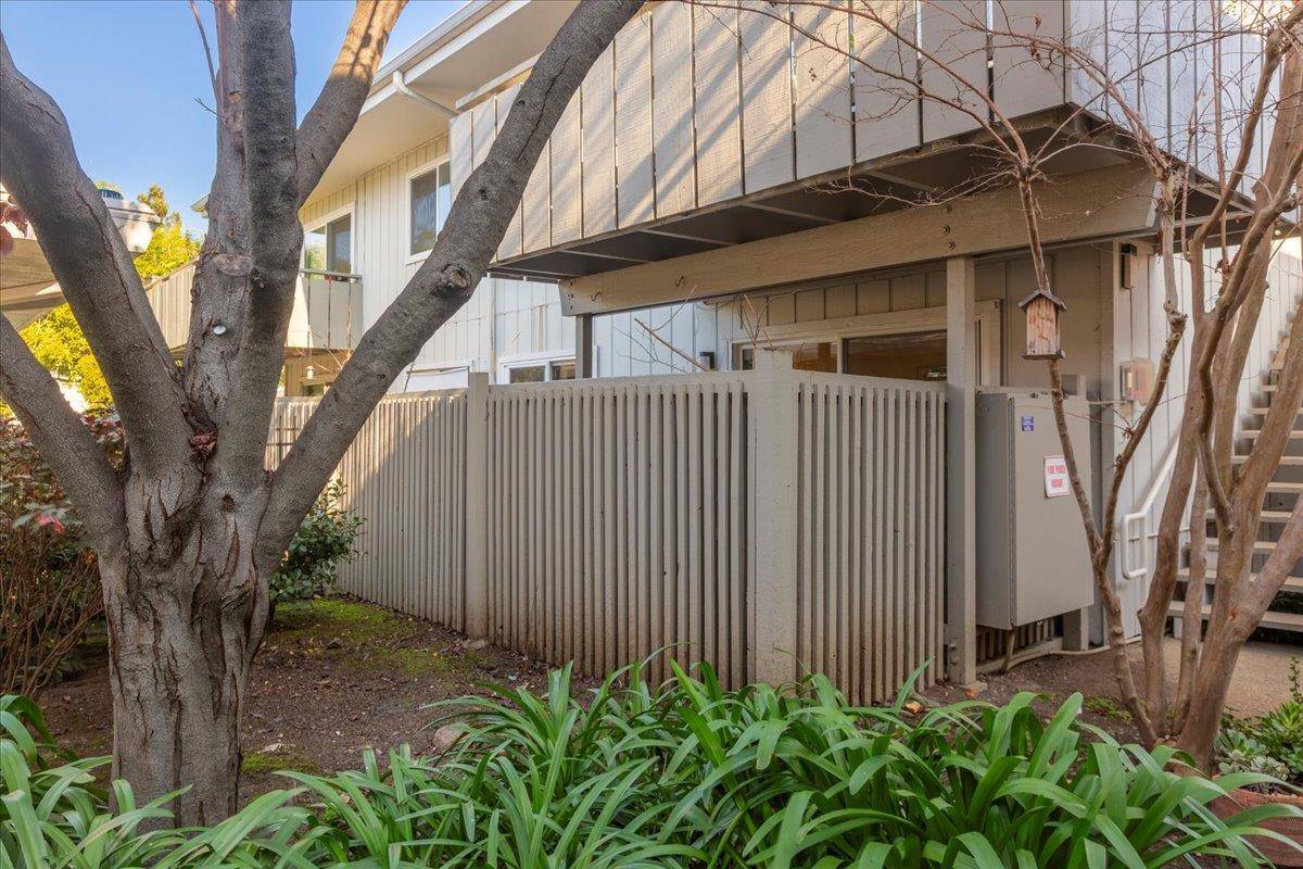 255 S Rengstorff Avenue #55, Mountain View, CA 94040