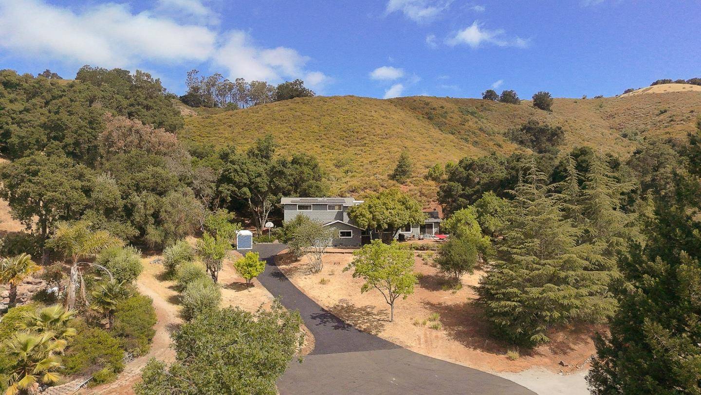 15223 Perry Lane, Morgan Hill, CA 95037