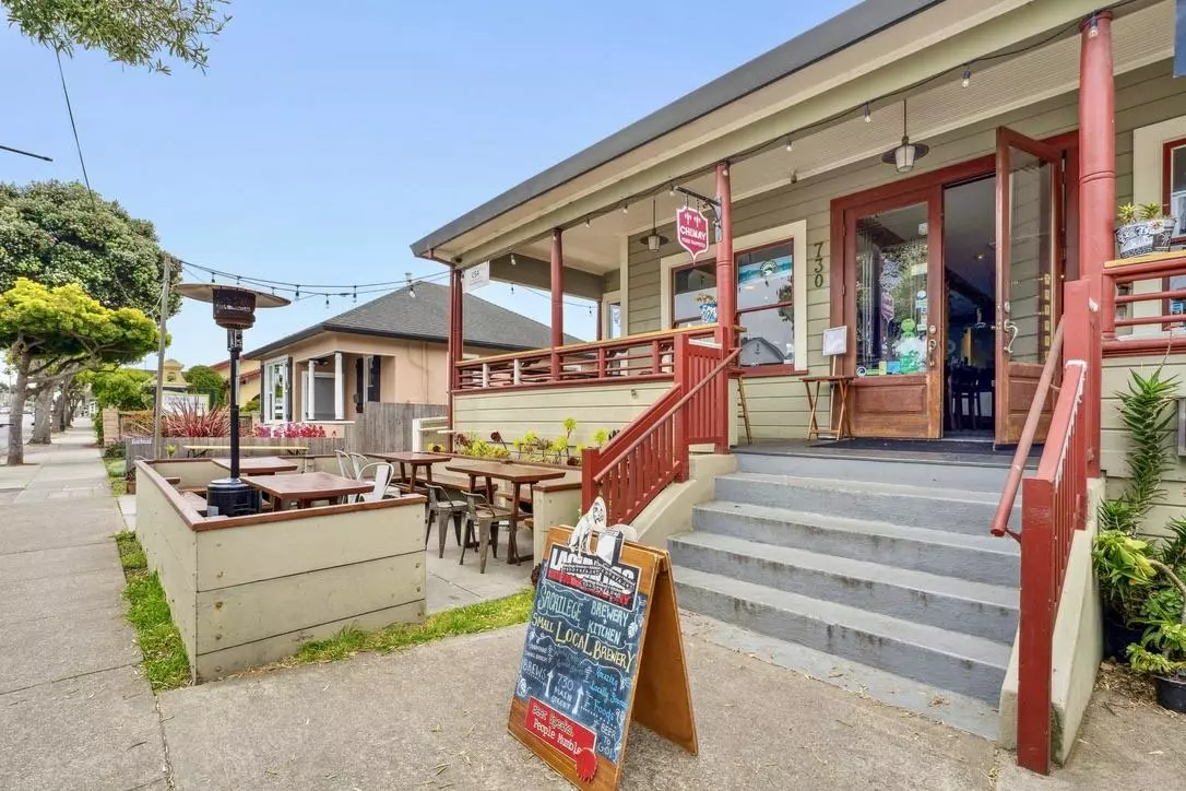 Half Moon Bay, CA 94019,730 Main Street