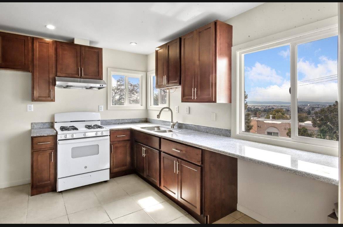 3000 Parker Avenue, Oakland, CA 94605