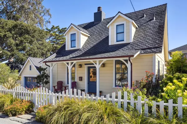 207 Wood Street, Pacific Grove, CA 93950