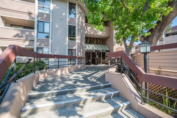 58 N El Camino Real #301, San Mateo, CA 94401