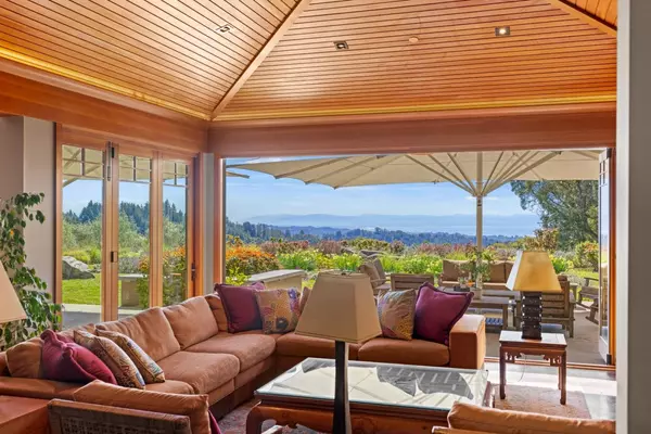 Aptos, CA 95003,1080 Larsen Road