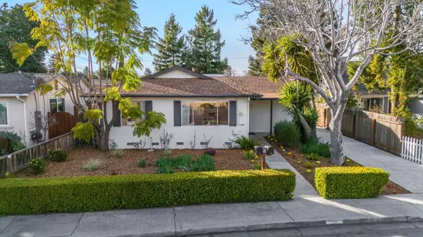 Mountain View, CA 94043,54 Annie Laurie Street