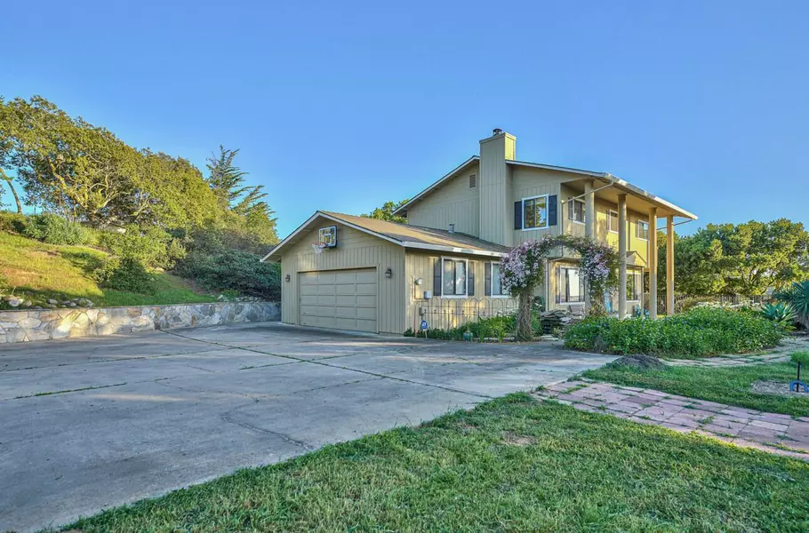 7571 Via Guiseppe Lane, Salinas, CA 93907