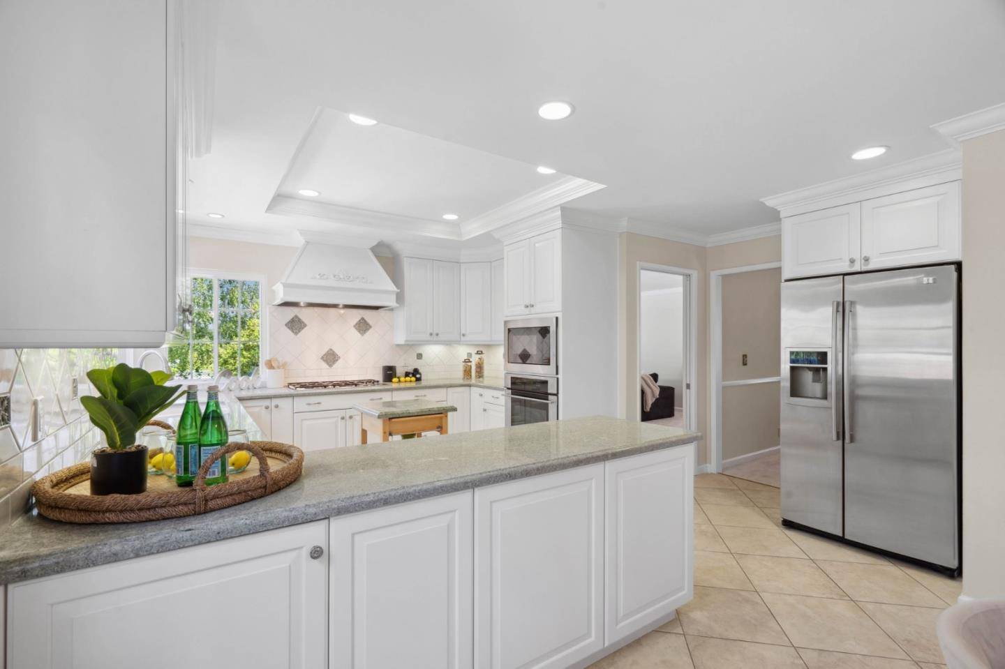 Saratoga, CA 95070,18561 Arbolado Way