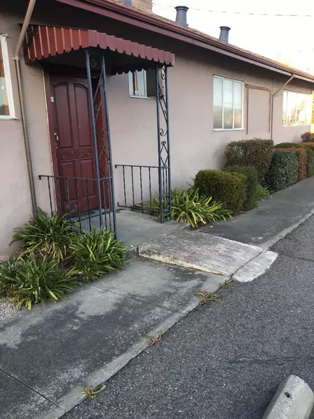 40 Woodhams Road, Santa Clara, CA 95051