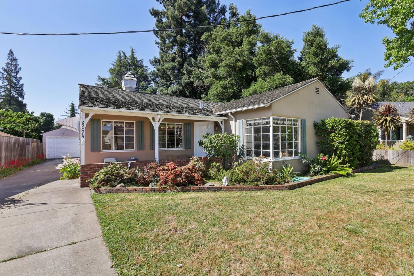 22075 Baywood Avenue, Castro Valley, CA 94546