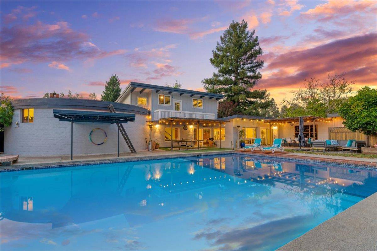 368 Green Valley Road, Scotts Valley, CA 95066