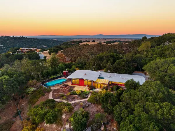 640 Los Trancos Road, Palo Alto, CA 94304