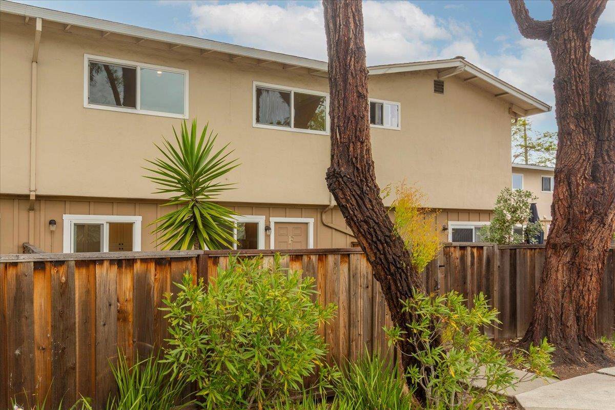 San Mateo, CA 94403,3385 La Selva Street #F