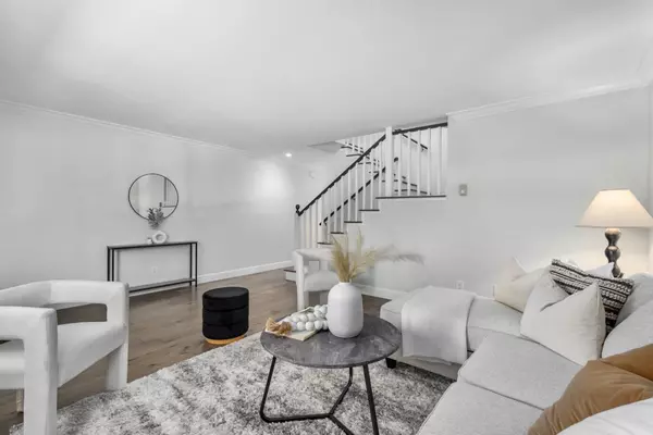 Palo Alto, CA 94301,707 Webster Street