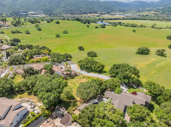 Gilroy, CA 95020,2391 Mantelli Drive