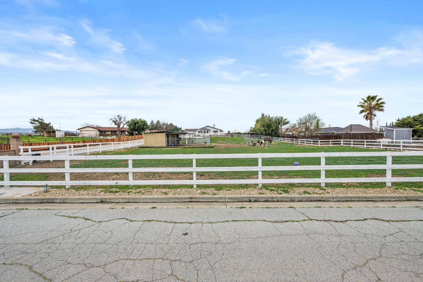 Hollister, CA 95023,1655 Santa Ana Road
