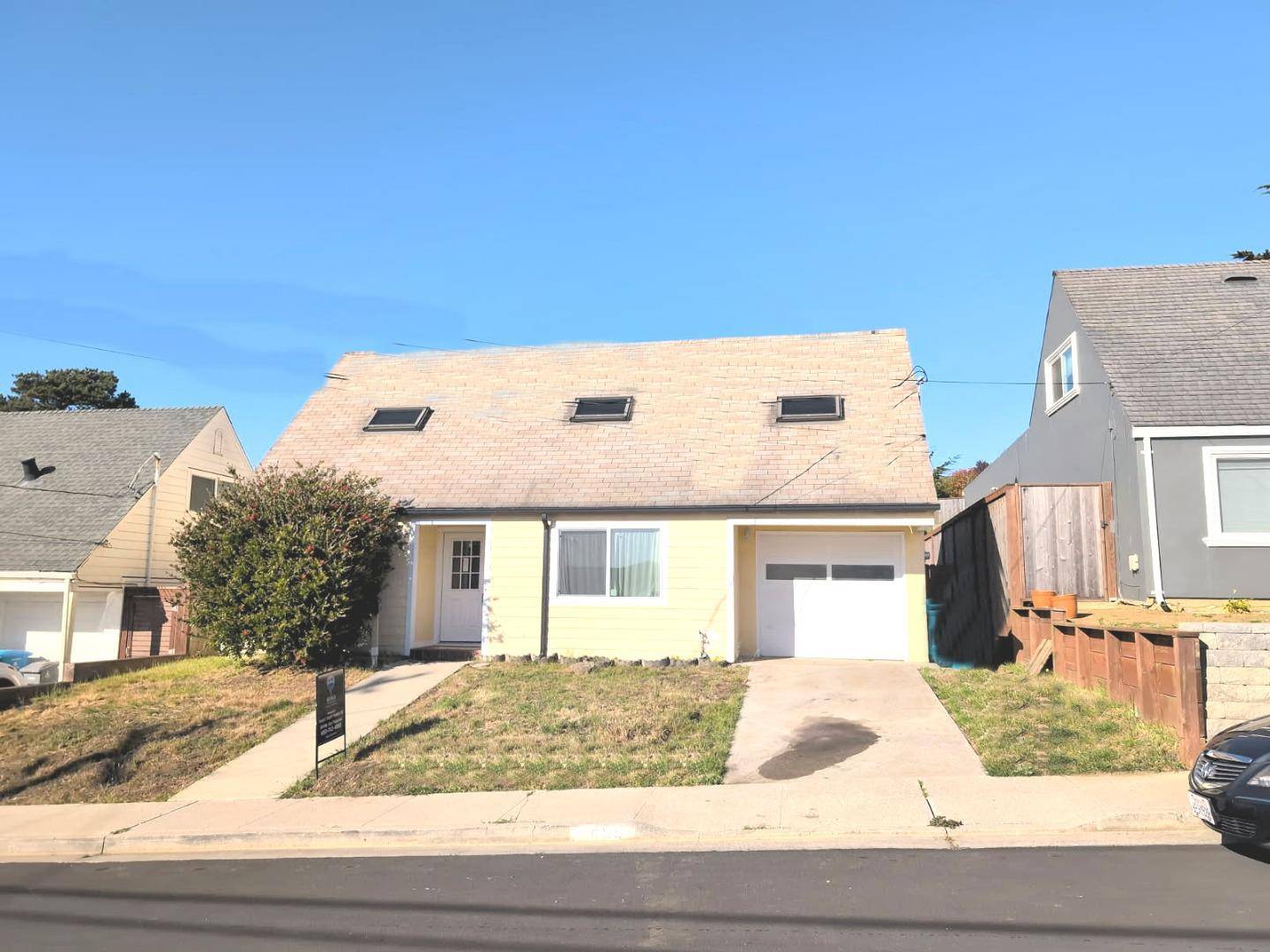 459 Heathcliff Drive, Pacifica, CA 94044