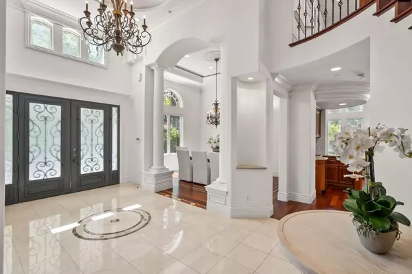 Los Altos Hills, CA 94022,12690 Dianne Drive