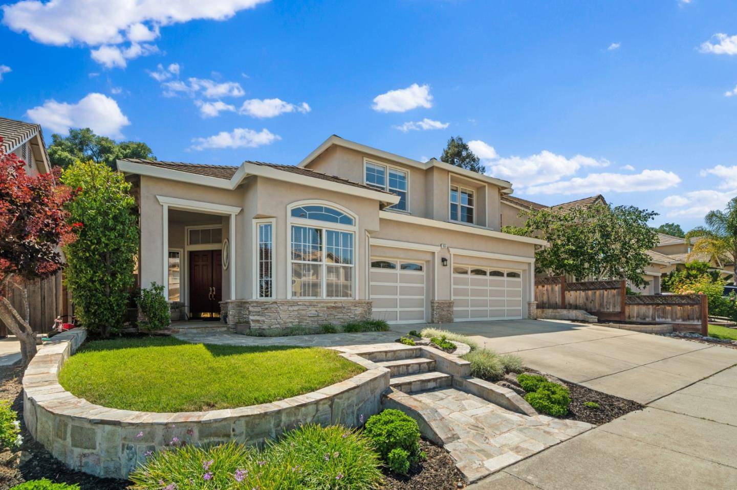 1656 Valley Oaks Drive, Gilroy, CA 95020