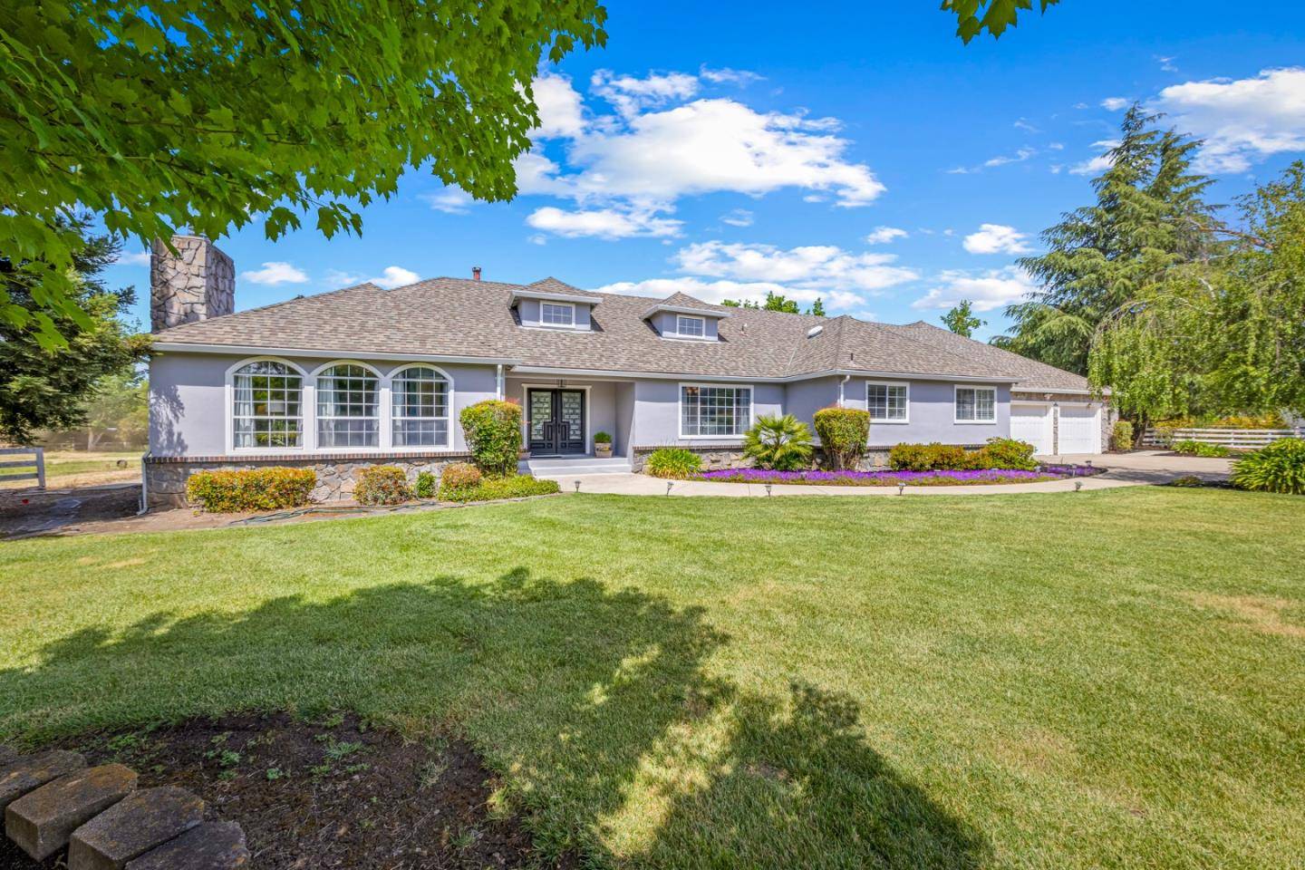 14830 Bartlett Court, San Martin, CA 95046