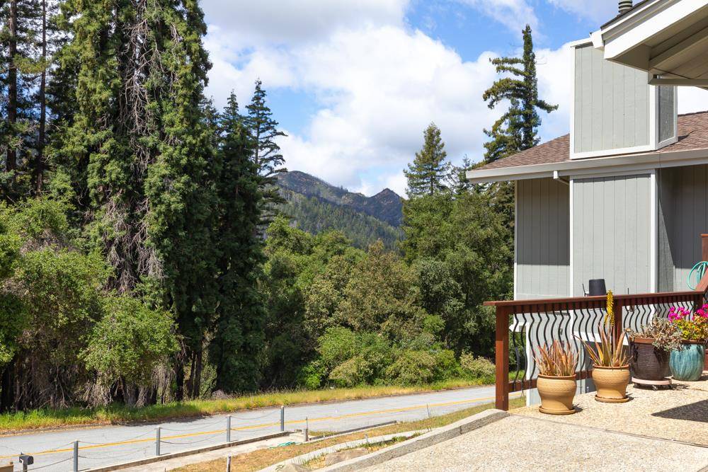 Boulder Creek, CA 95006,855 E Hilton Drive
