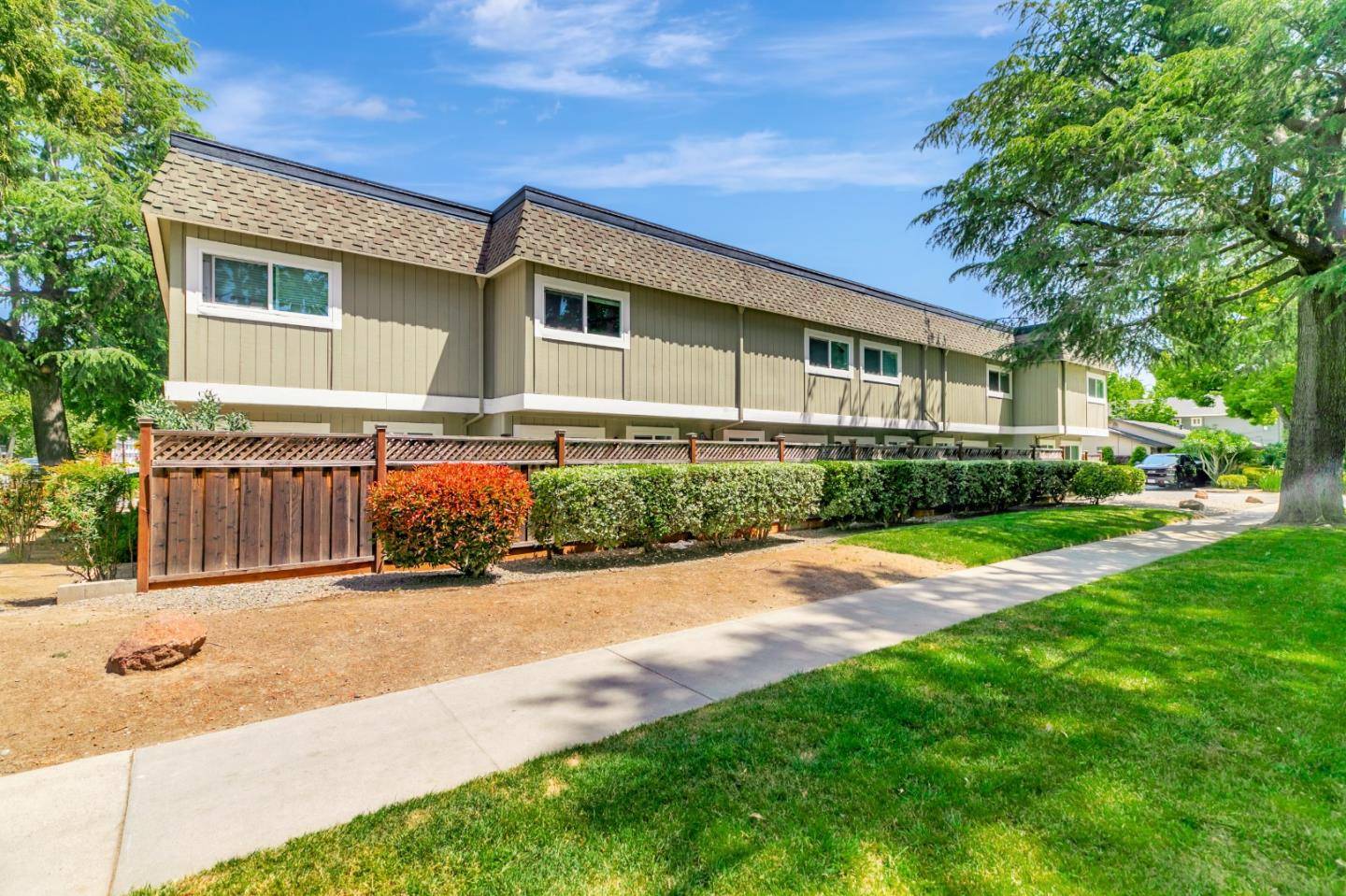 Campbell, CA 95008,240 Union Avenue