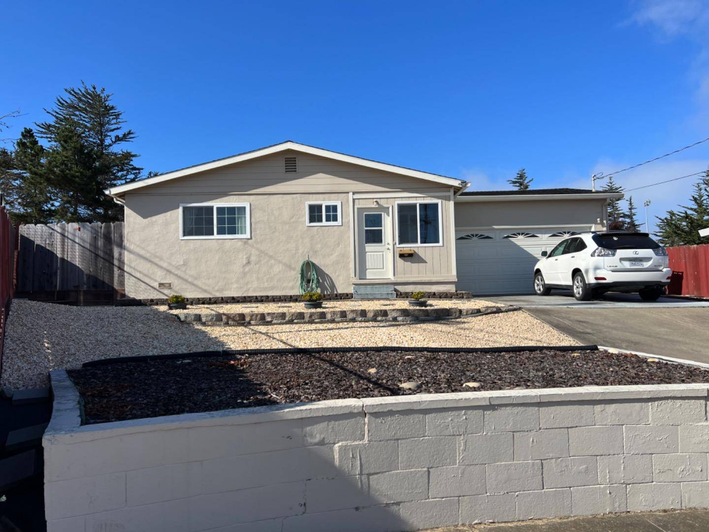 276 Grant Street, Marina, CA 93933