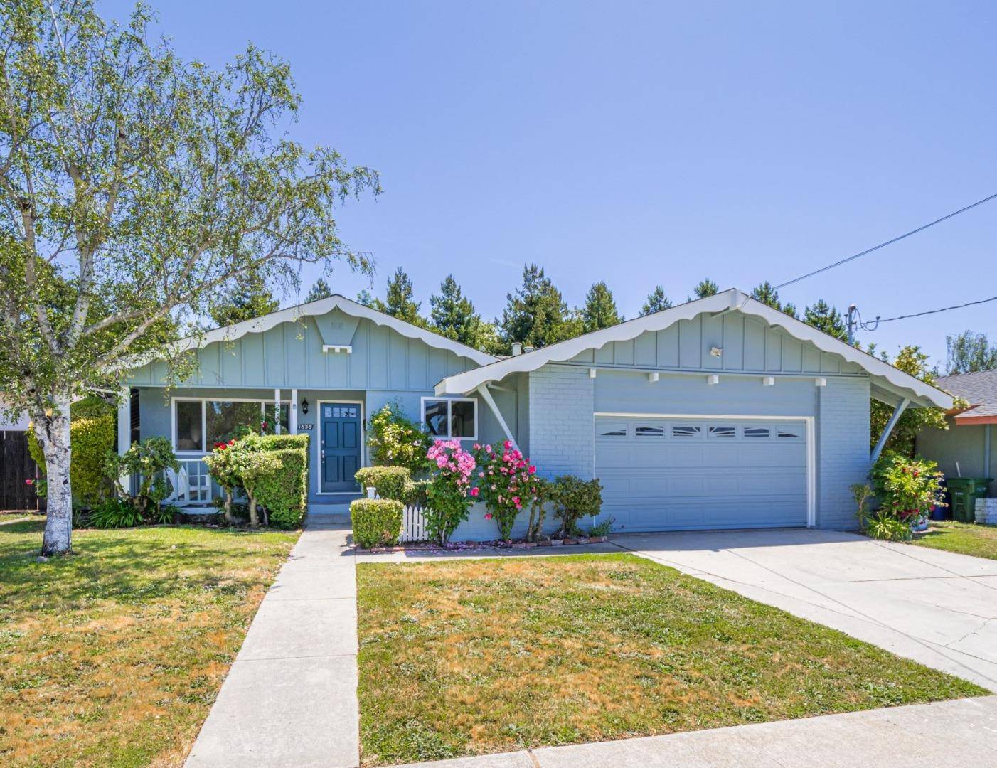 1858 Sommerfeld Avenue, Santa Cruz, CA 95062